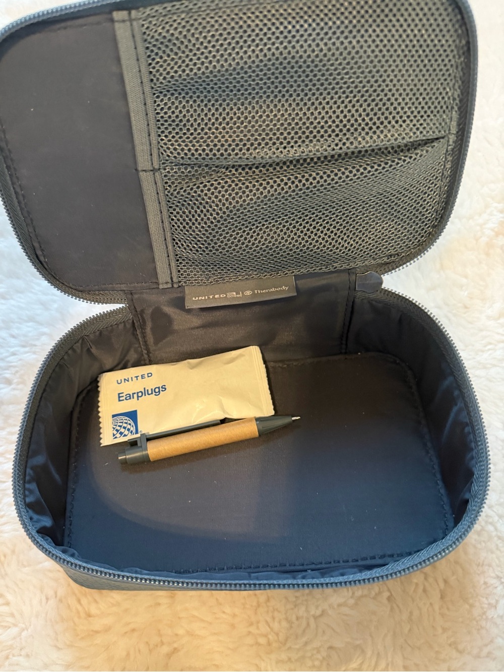 Therabody Premium Textured Travel Amenity pouch  Case - Picture 9 of 9